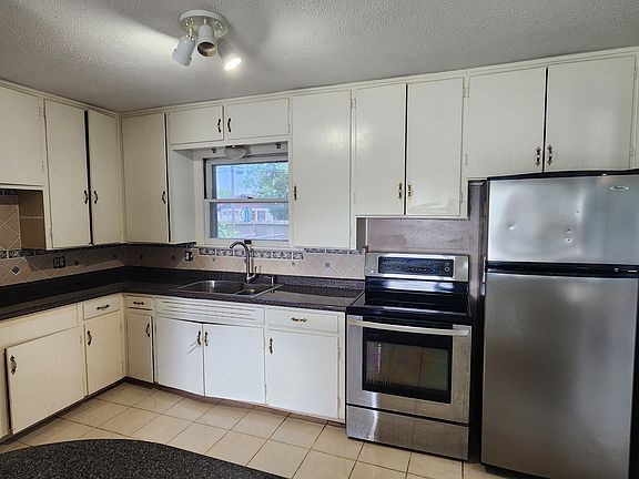 4th image of 937 Rossi Dr