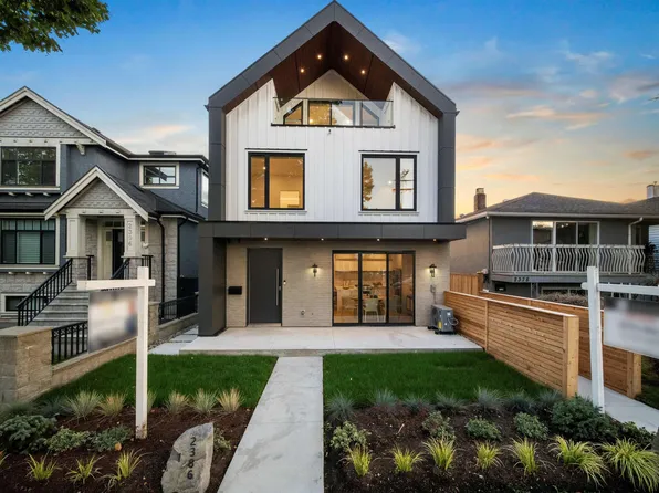 2386 E 45th Ave #1, Vancouver, BC V5R 3B5