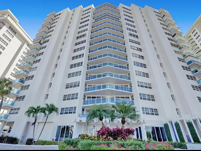 3430 Galt Ocean Dr #1 — Photo 41
