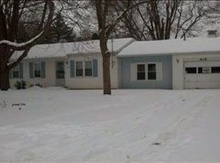 910 Westwood Dr, Goshen, IN 46526