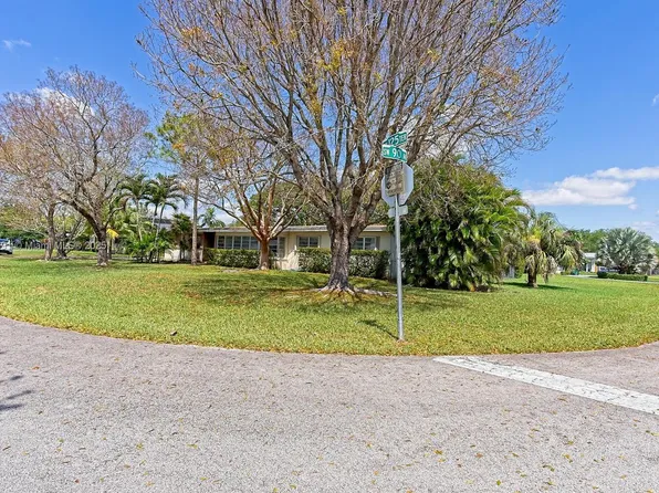 9001 SW 125th Ter, Miami, FL 33176