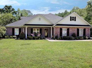 200 Ridglea Ln, Henderson, TX 75652