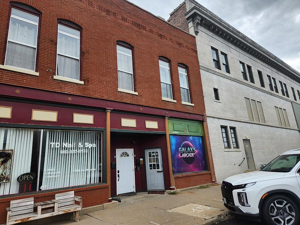 1st image of 419 E SPRING ST #B