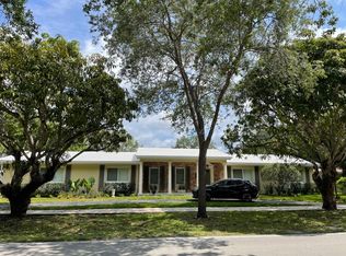 7255 SW 144th St, Palmetto Bay, FL 33158