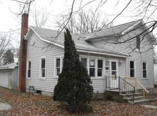 120 S Walnut St, Franklin Grove, IL 61031