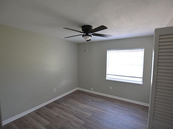 5th image of 3011 Ernest Dr #D