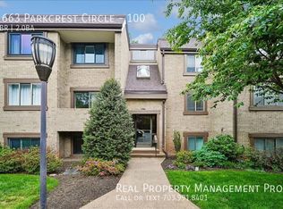 1663 Parkcrest Cir SUITE 100, Reston, VA 20190