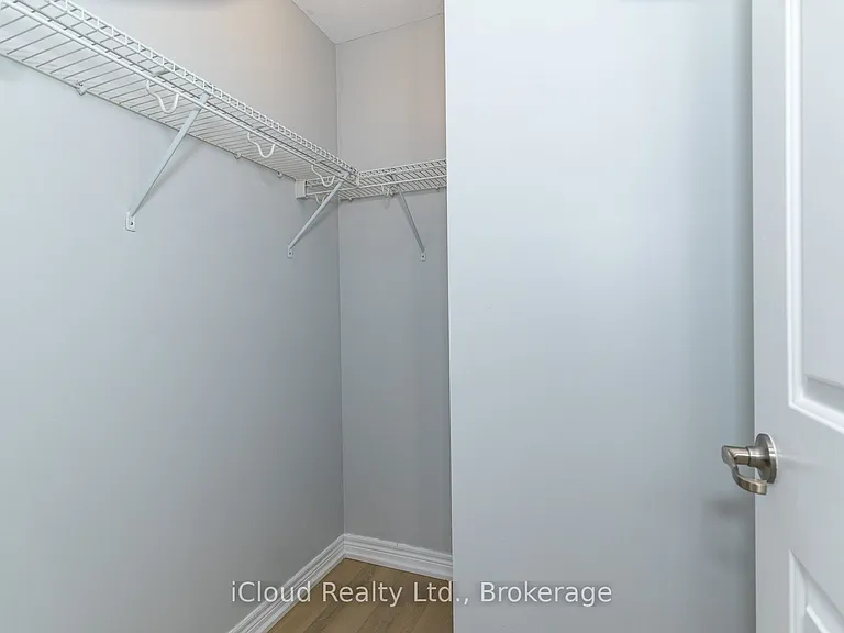 113 Echovalley Dr — Photo 35