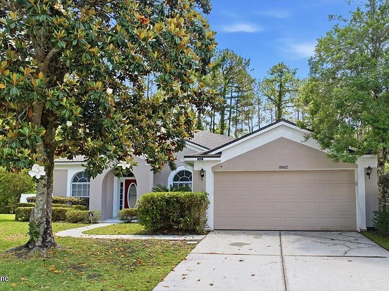10642 Roundwood Glen Ct — Photo 1