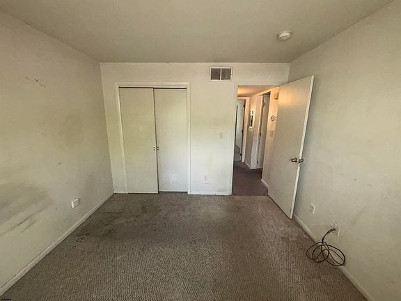 4th image of 21G A Oyster Bay Rd #21G