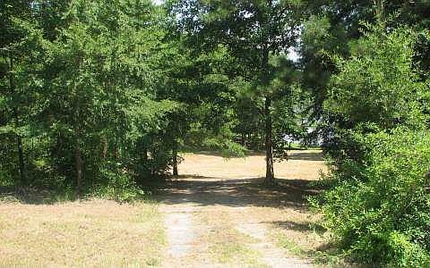 2nd image of 103 Pine Cir