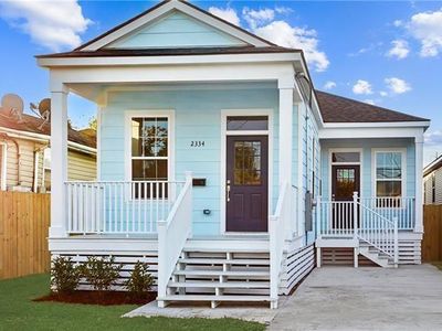 2334 Louisa St, New Orleans, LA, 70117
