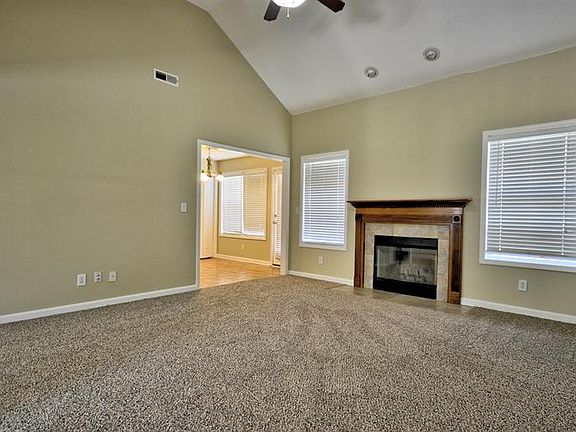 4th image of 3407 Quicksilver Ln