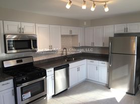 5210 N Reserve Ave, Chicago, IL