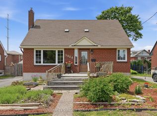 1324 Avenue O, Ottawa, ON K1G 0A9