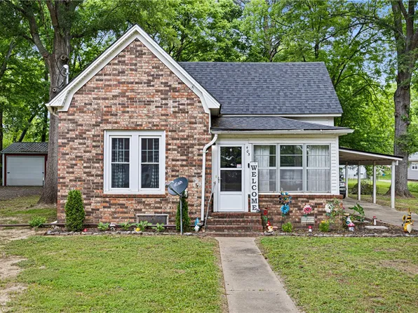 405 NE 3rd St, Atkins, AR 72823