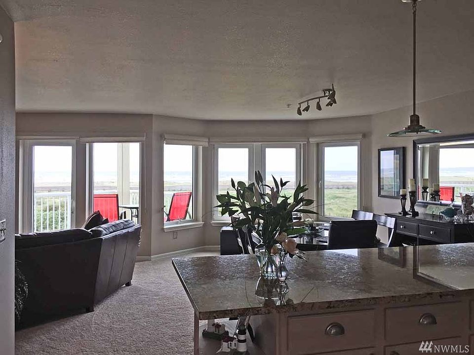 1st image of 501 Shoreview Dr #307