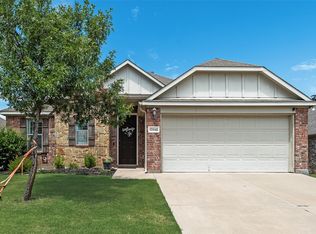 12441 Woods Edge Trl, Fort Worth, TX 76244