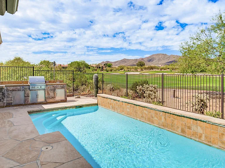 1788 W Dion Dr — Photo 1