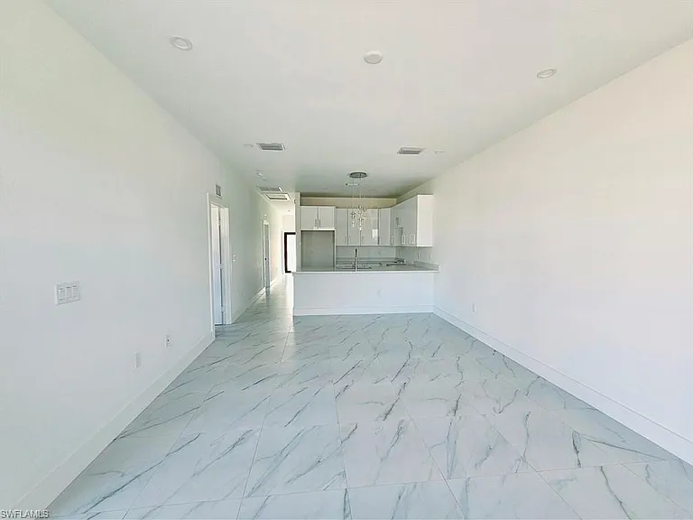 1100 Homer Ave S — Photo 8