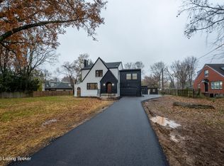 4435 Taylorsville Rd, Hurstbourne Acres, KY 40220