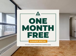 10 Kensington Rd., Brampton, ON L6T 3V4