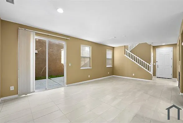 3245 Portage Way — Photo 16