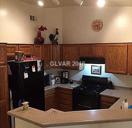 3rd image of 5332 Vista Hermosa Ave