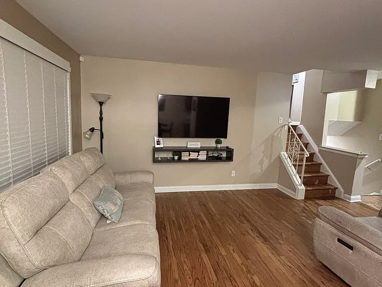 1811 Wilshire St — Photo 13