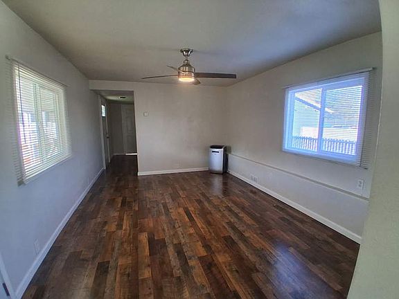 2nd image of 2200 Lancaster Dr SE Unit 18C