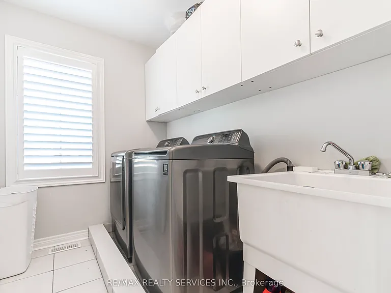 406 Cedar Hedge Rd — Photo 29