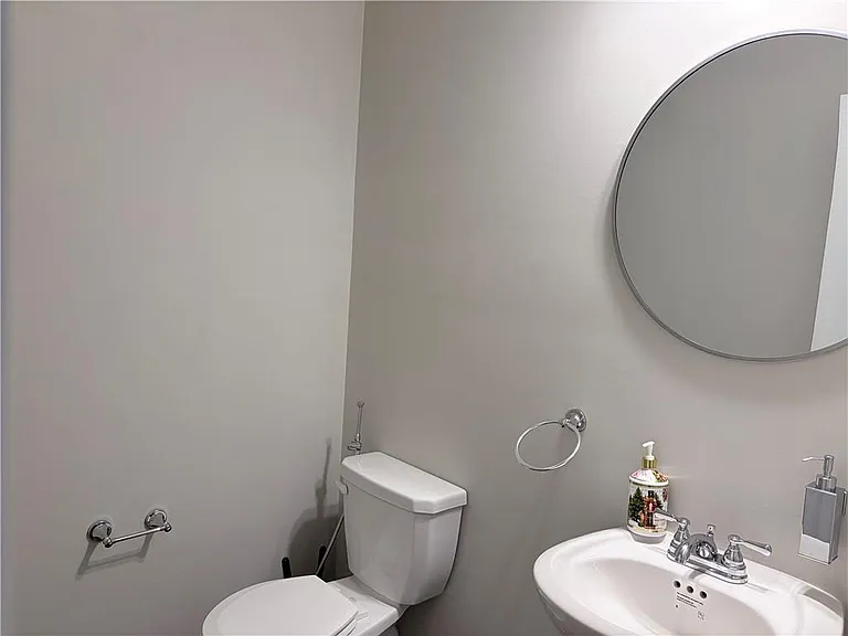 511 Ruths Dr — Photo 17