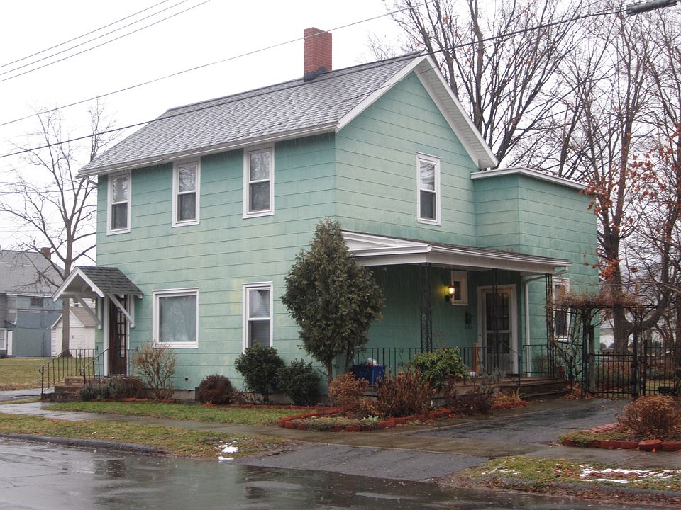 1st image of 656 Columbia St