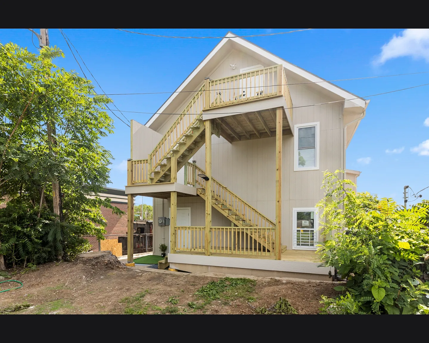 2 bed, 870 sqft, $1,600 — Photo 4