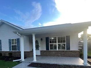 223 Daniel St, Midland City, AL 36350