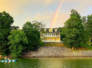 778 Ridge Dr, Cadiz, KY 42211