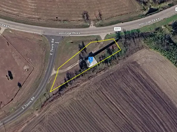 3586 E Tours Rd, West, TX 76691