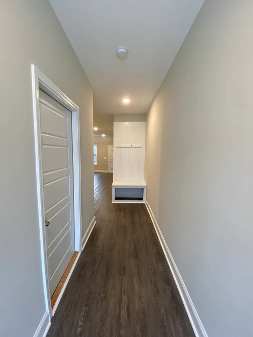 1023 Glenkirk Drive - A — Photo 4
