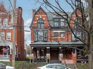 661 W Chestnut St, Lancaster, PA 17603