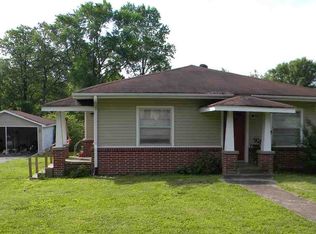 240 White St, Lexington, TN 38351