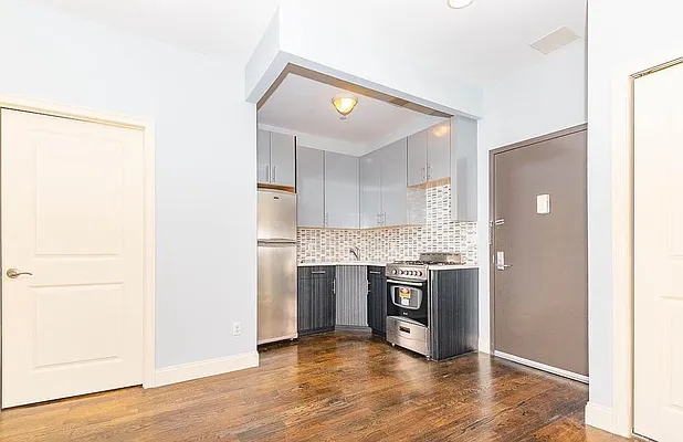 Rented by Skyhigh Realty NYC LLC | media 19