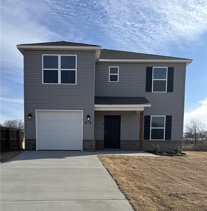 1st image of 913 S Katlyn Dr