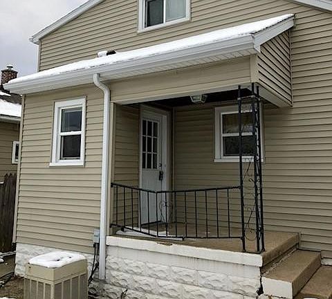 2nd image of 1751 Belden Ave SW