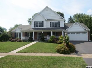 936 Greenlea Rd, Hershey, PA 17033