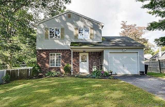 1st image of 38 High Hill Dr