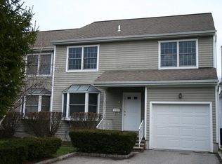 3 Rippowam Rd #B, Cos Cob, CT 06807
