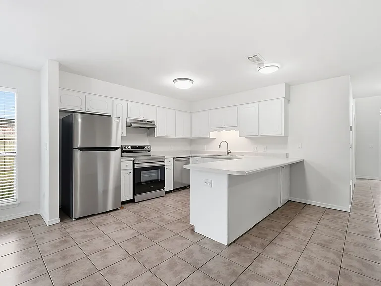 403B Yancey St — Photo 13