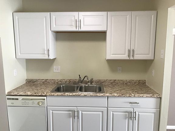 5th image of 3412 Amberway Ct