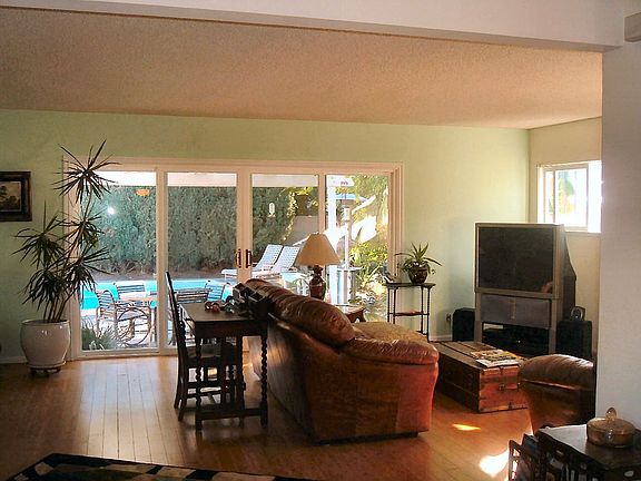 Large Living Room - Great Room