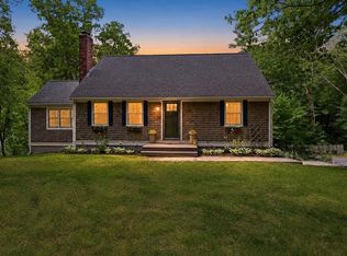 80 Webster St, Douglas, MA 01516